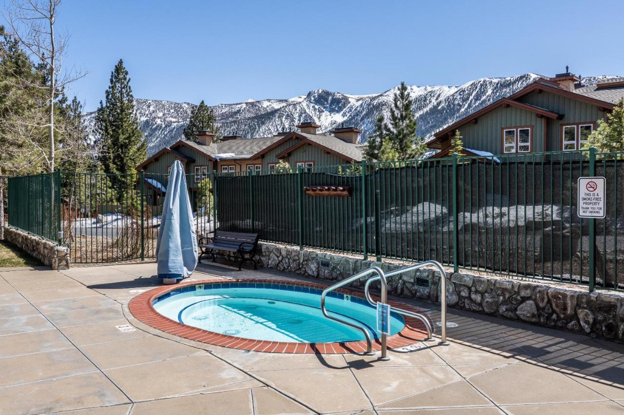 Juniper Springs Lodge #413 - Luxury Ski In Ski Out! 2 Bedroom Mammoth Lakes Kültér fotó